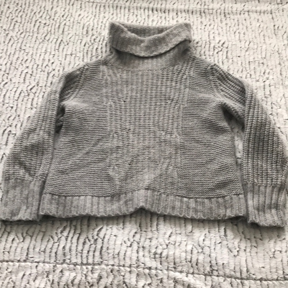 Banana republic XL gray sweater.